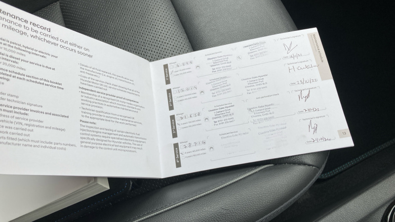 Hyundai IONIQ 1.6 GDi Plug-in Hybrid Premium SE 5dr DCT Hatchback